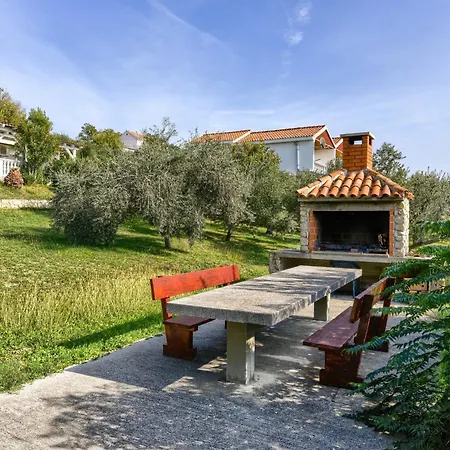 Anlage Fuer 30 Personen Daire